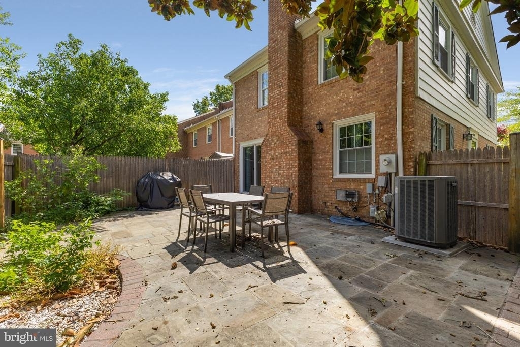 5267 Leestone Court - Photo 19