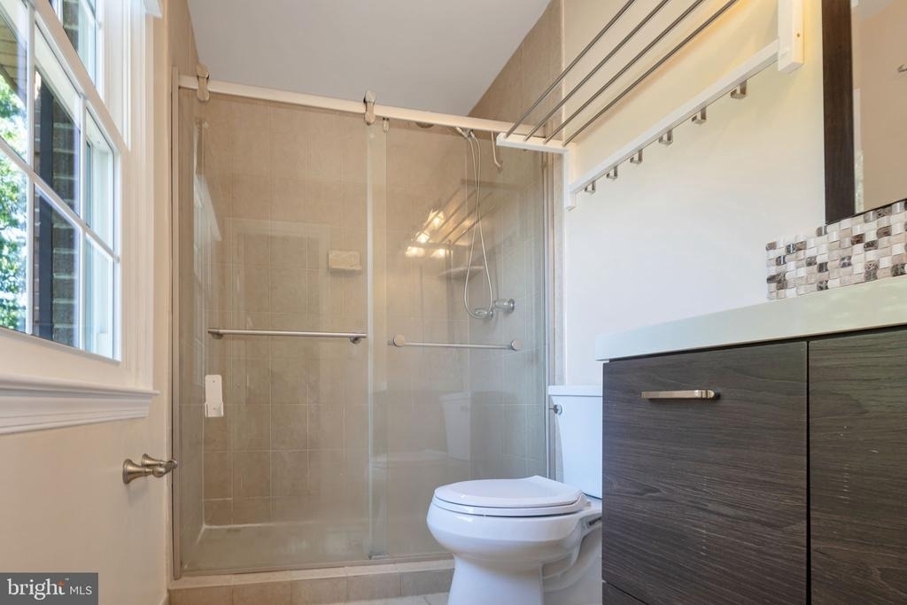 6414 Seven Oaks Court - Photo 14