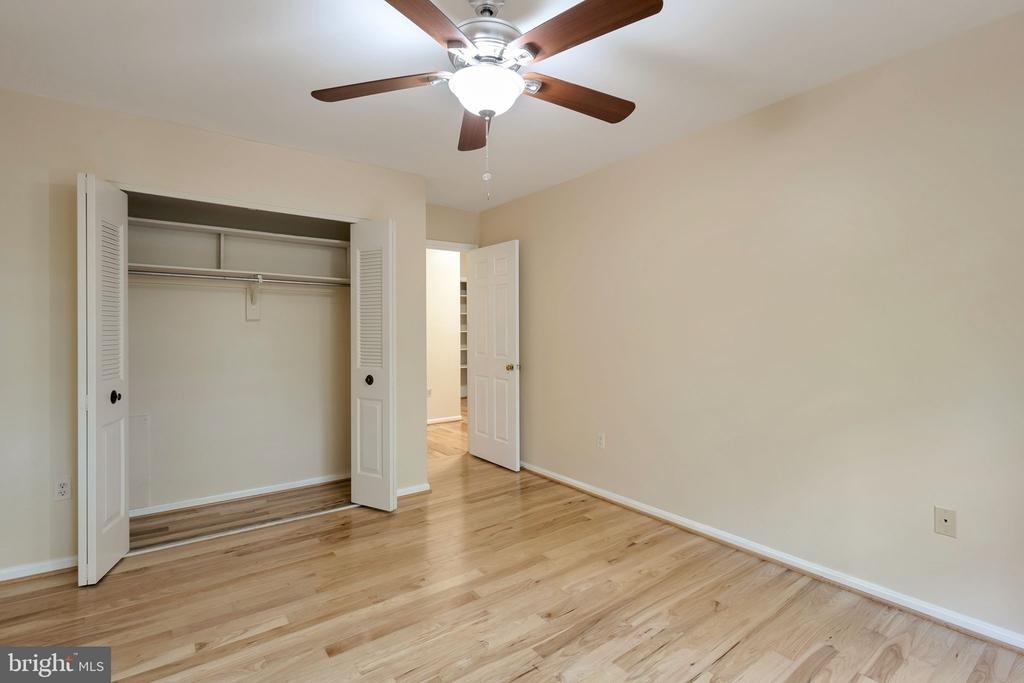 6414 Seven Oaks Court - Photo 8