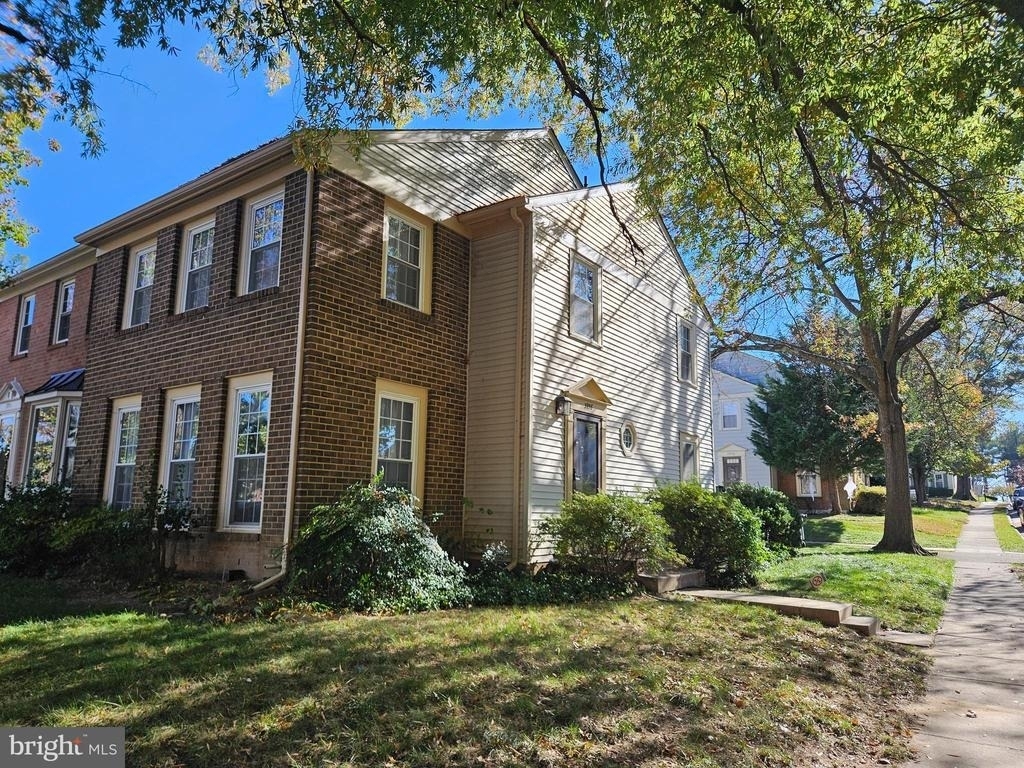 3956 Bradwater Street - Photo 0