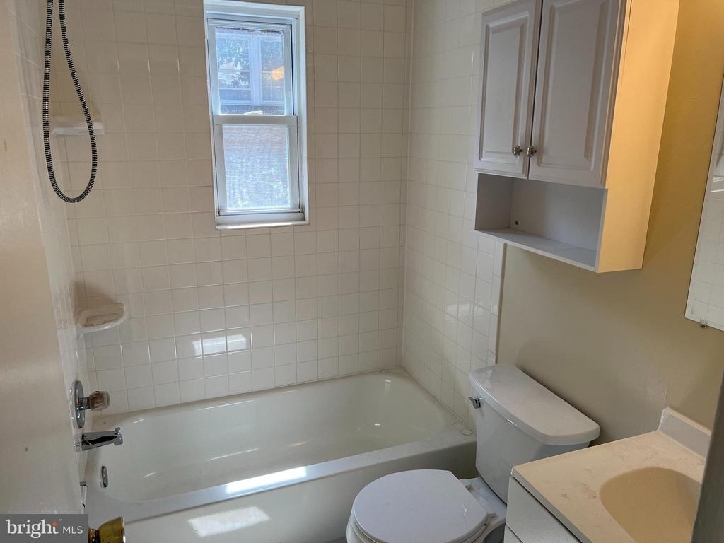 933 N Cleveland Street - Photo 9