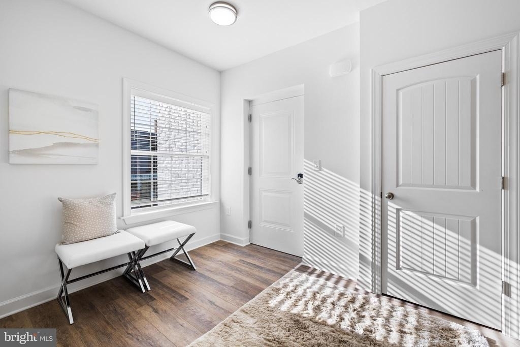190 Cambridge Blvd - Photo 2