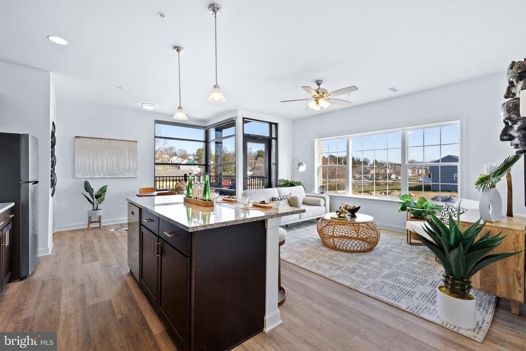 190 Cambridge Blvd - Photo 4