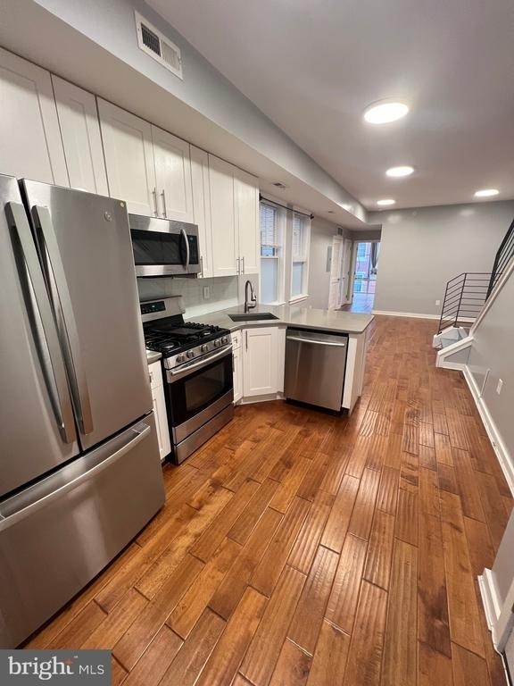 924 N 15th Street - Photo 1