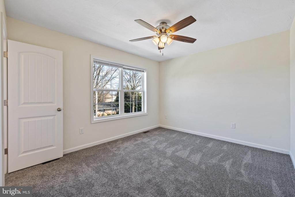 907 Setting Sun Ln - Photo 13