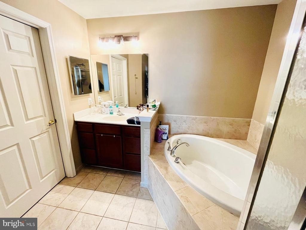 223 Flagstone Road - Photo 13