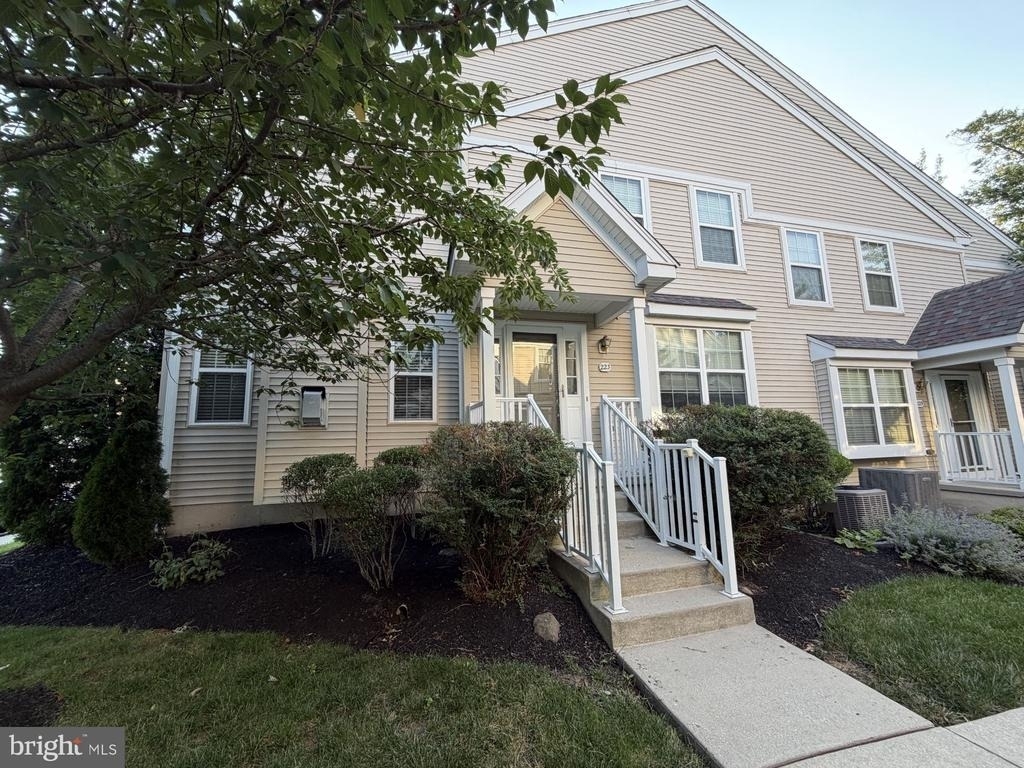 223 Flagstone Road - Photo 0