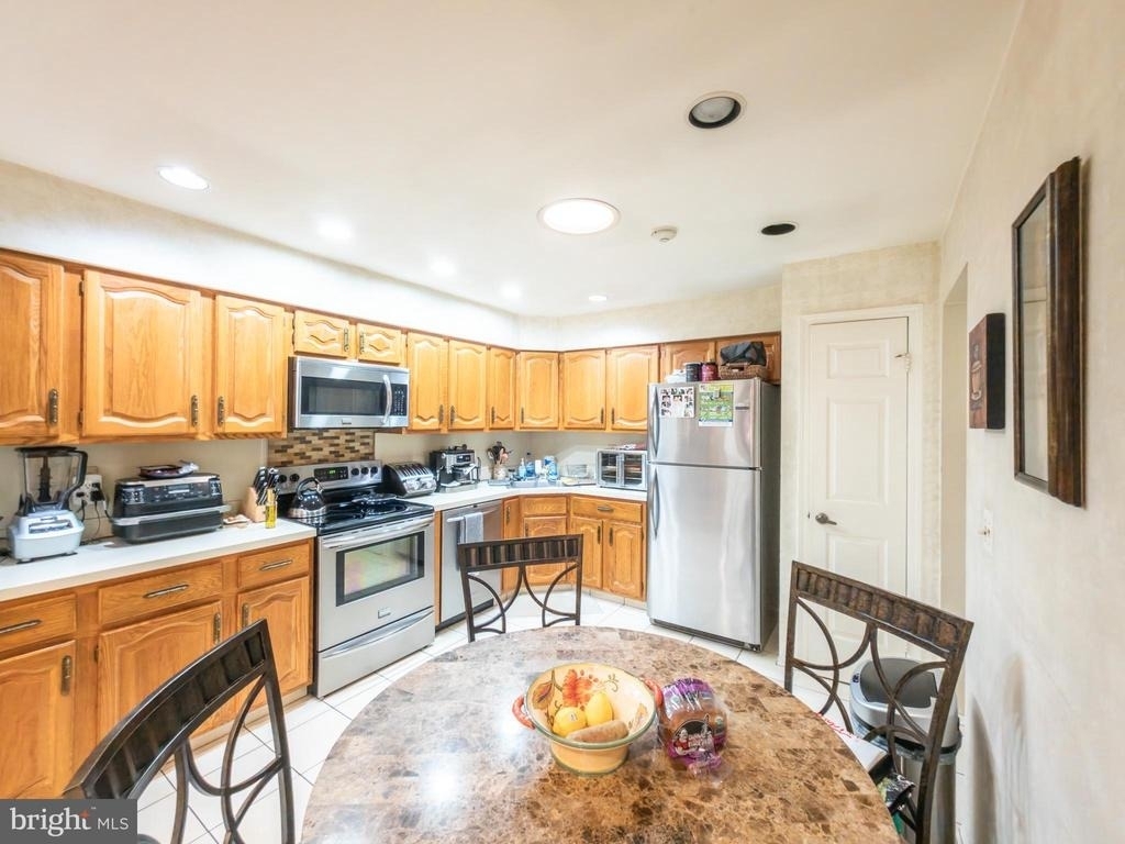 6 Patrick Henry Court - Photo 10
