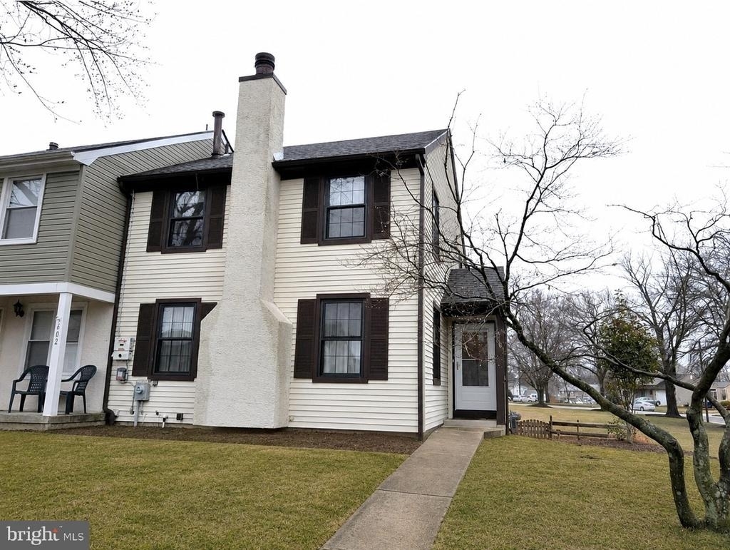 601 Magnolia Court - Photo 0
