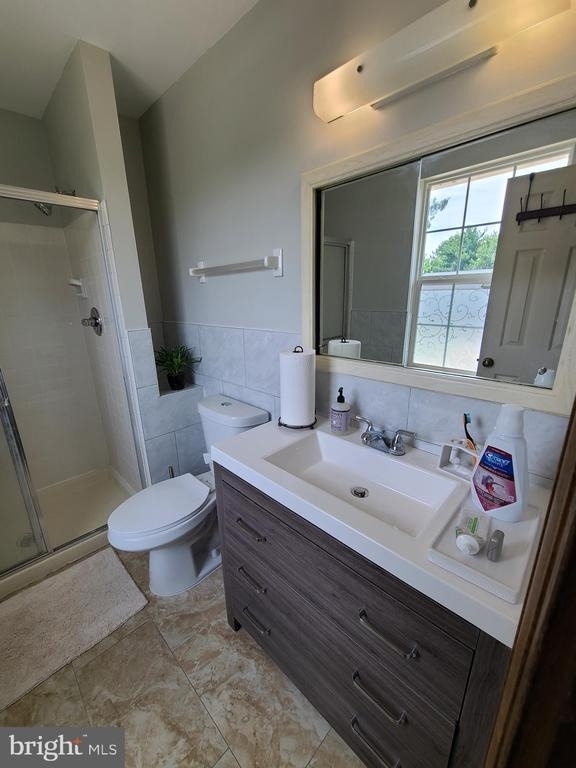1105 Jonathan Lane - Photo 11
