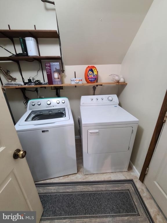 1105 Jonathan Lane - Photo 18