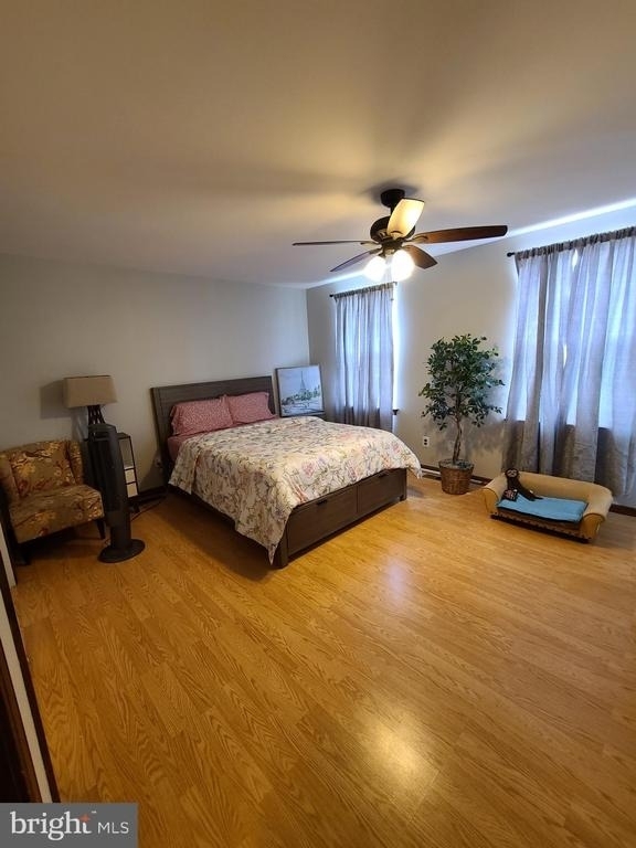 1105 Jonathan Lane - Photo 9