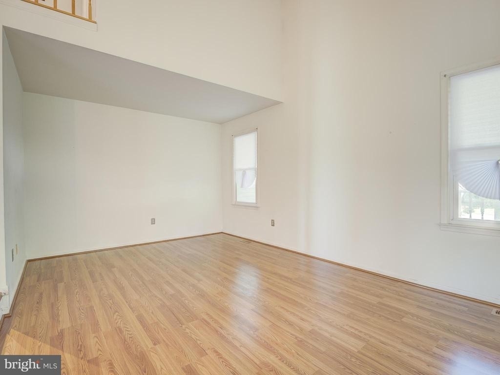 13907 Concord Avenue - Photo 11