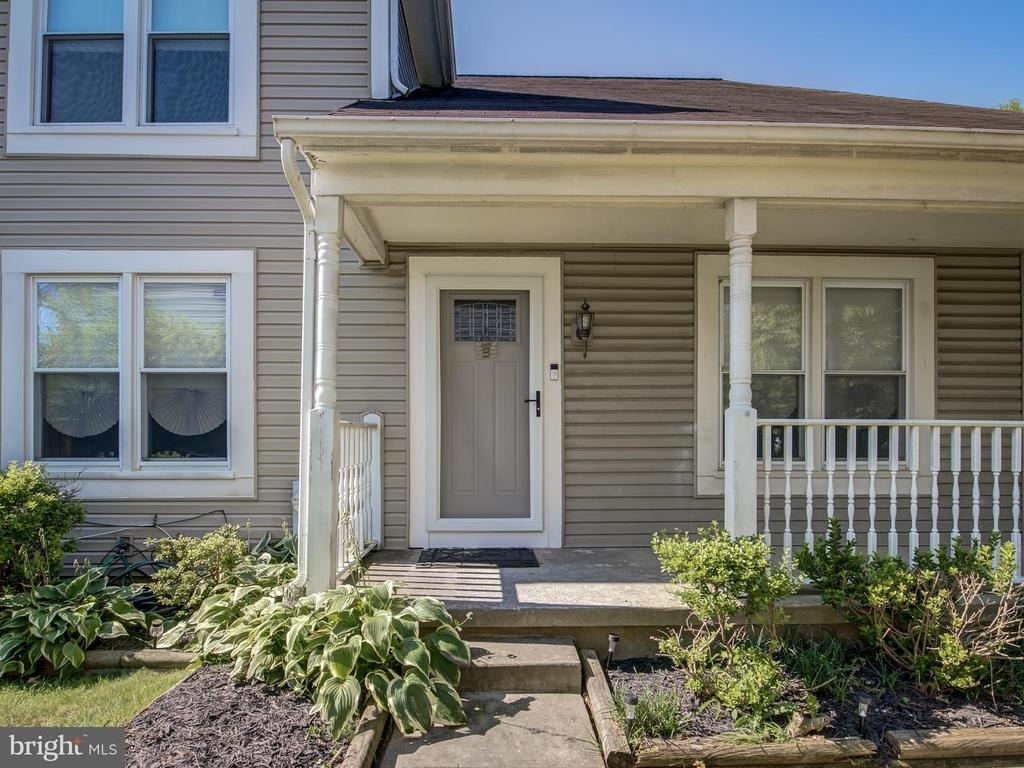 13907 Concord Avenue - Photo 1