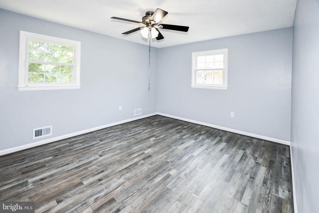 6703 Groveton Drive - Photo 14