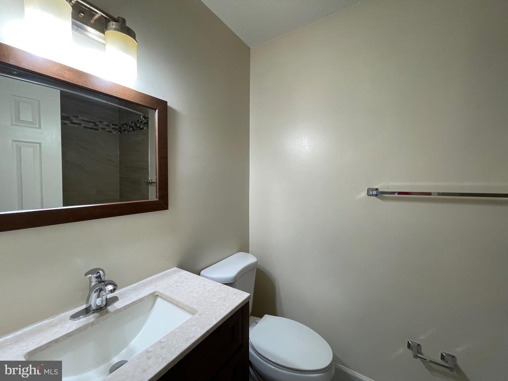7233 Mill Creek Court - Photo 10
