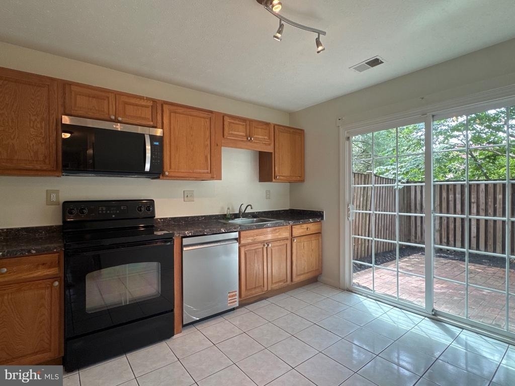 7233 Mill Creek Court - Photo 21