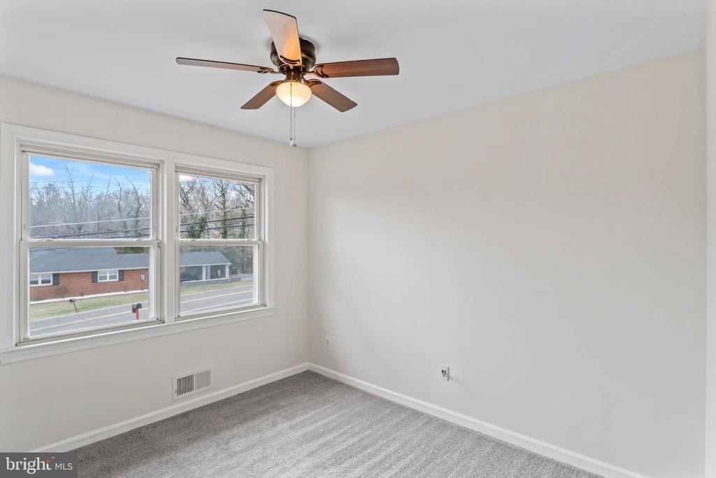 4502 Henderson Road - Photo 31
