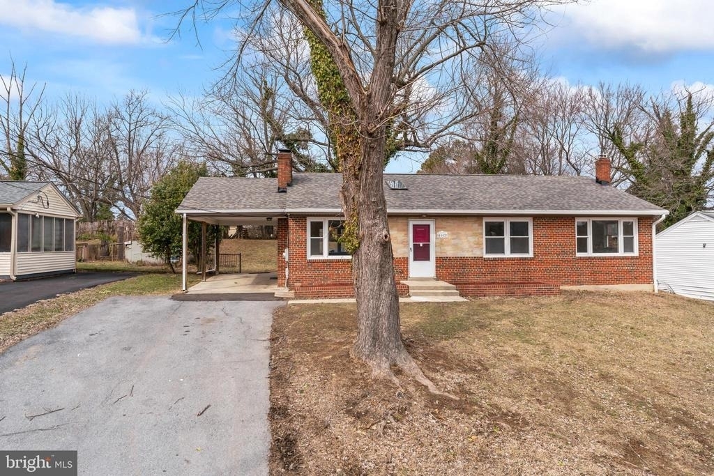 4502 Henderson Road - Photo 2