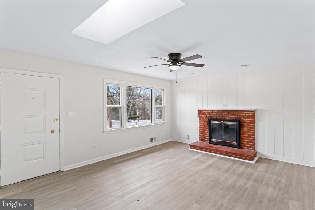 4502 Henderson Road - Photo 8
