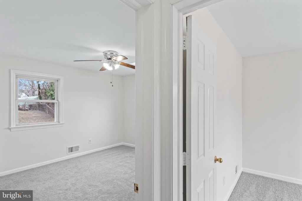 4502 Henderson Road - Photo 21