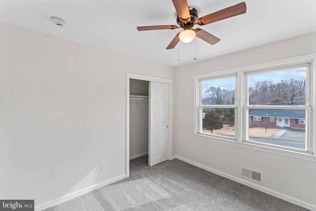 4502 Henderson Road - Photo 32