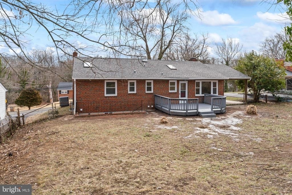 4502 Henderson Road - Photo 54
