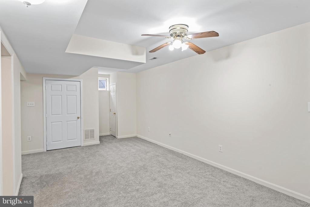 4502 Henderson Road - Photo 45