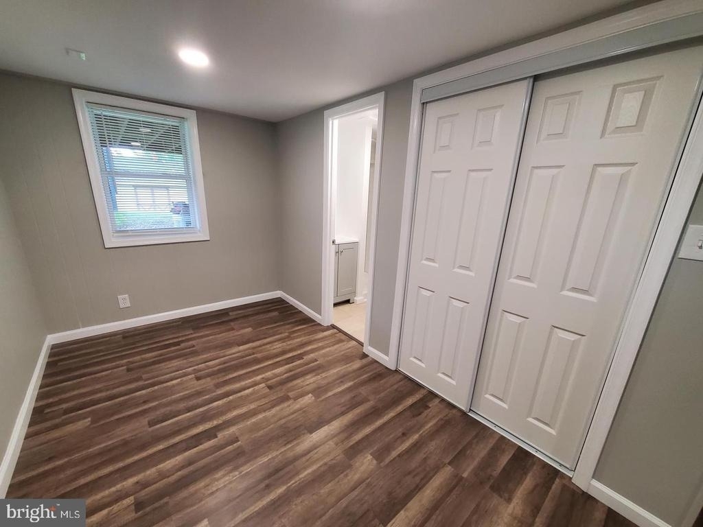 4306 Knowles Avenue - Photo 9