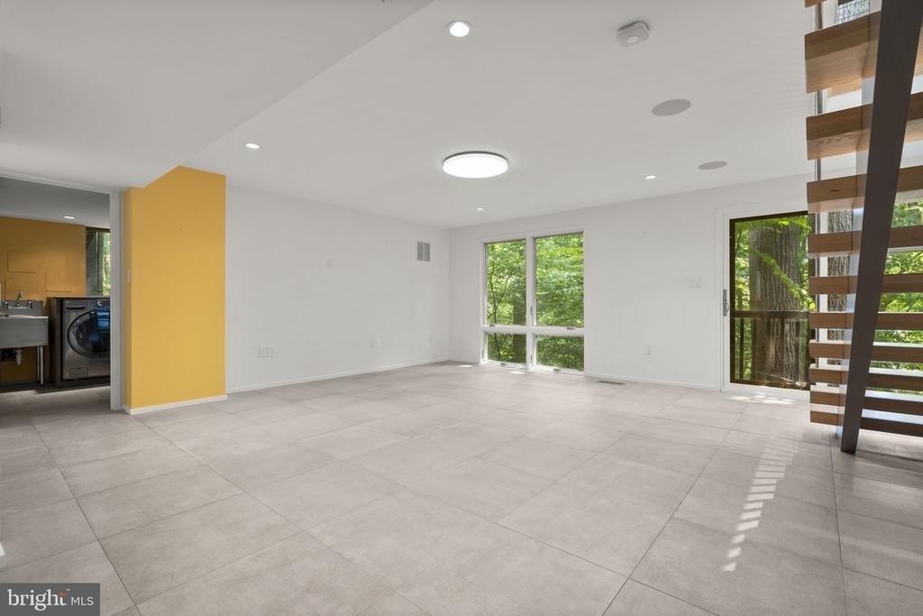 5517 Mohican Road - Photo 36