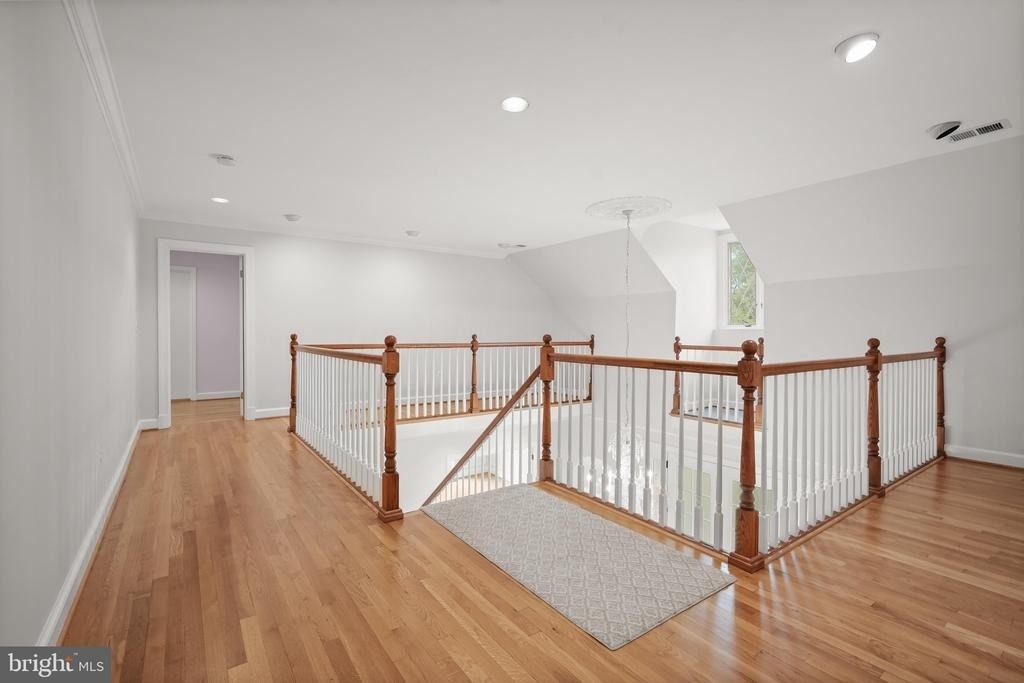 9809 Hall Road - Photo 42