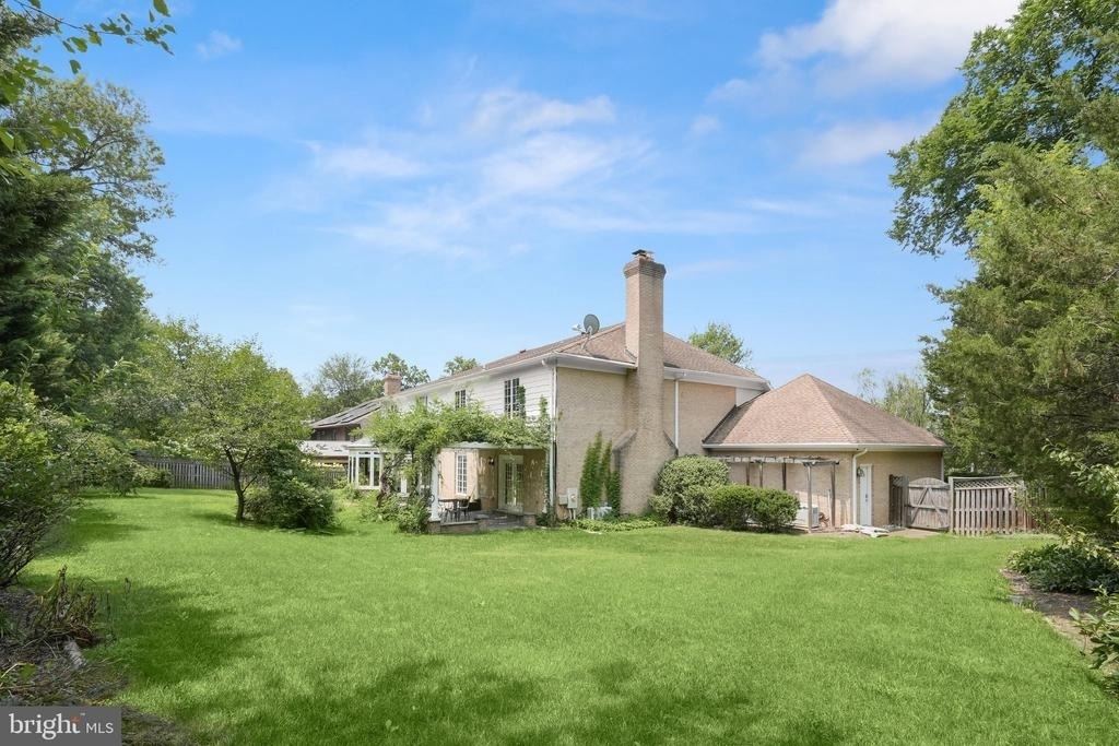 9809 Hall Road - Photo 53