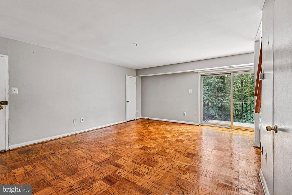 8614 Manchester Road - Photo 3