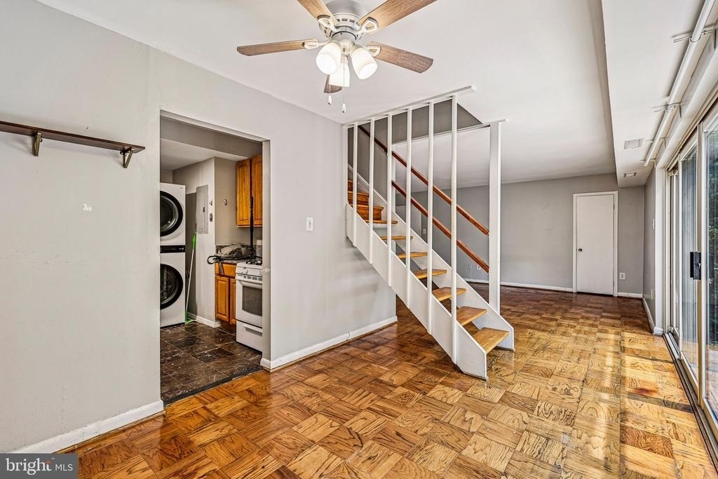 8614 Manchester Road - Photo 7