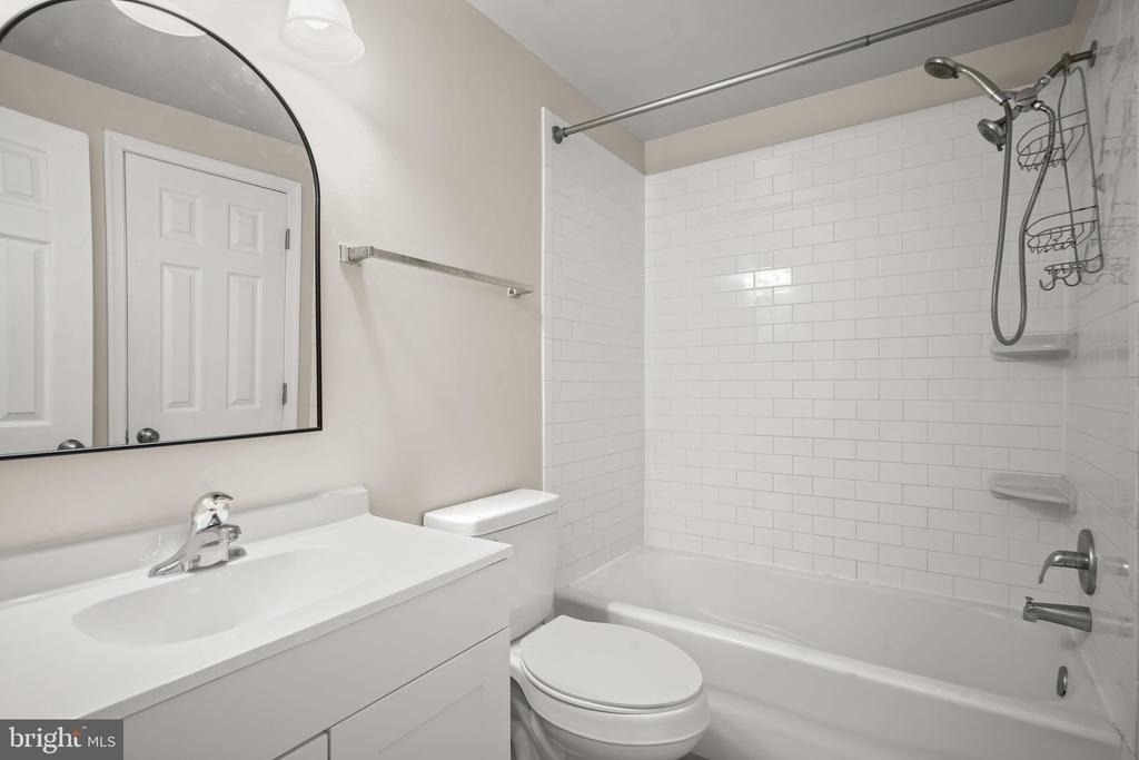 12405 Gooderham Way - Photo 22