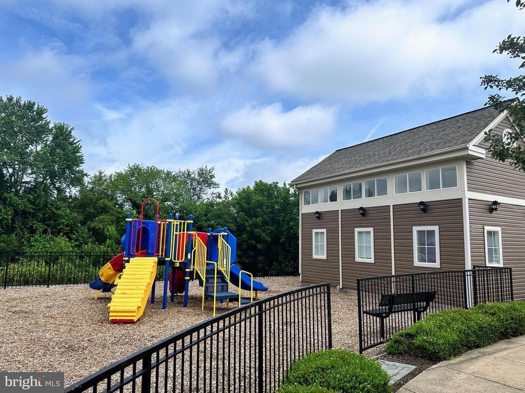 925 Jubal Way - Photo 27