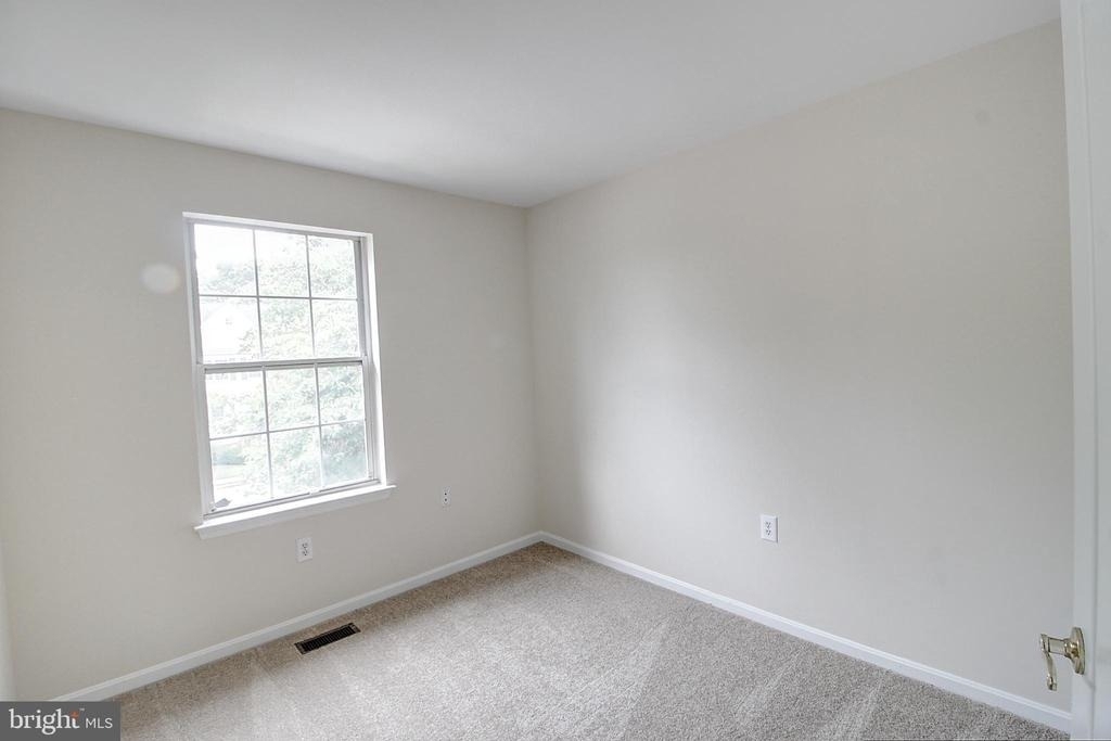 925 Jubal Way - Photo 16