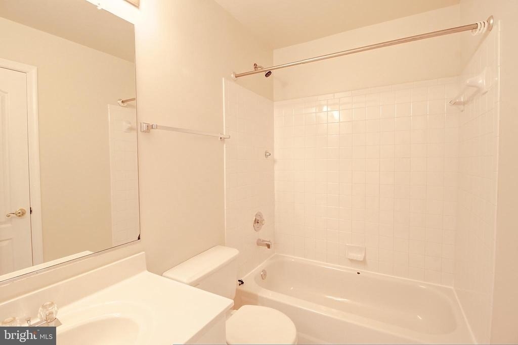 925 Jubal Way - Photo 19