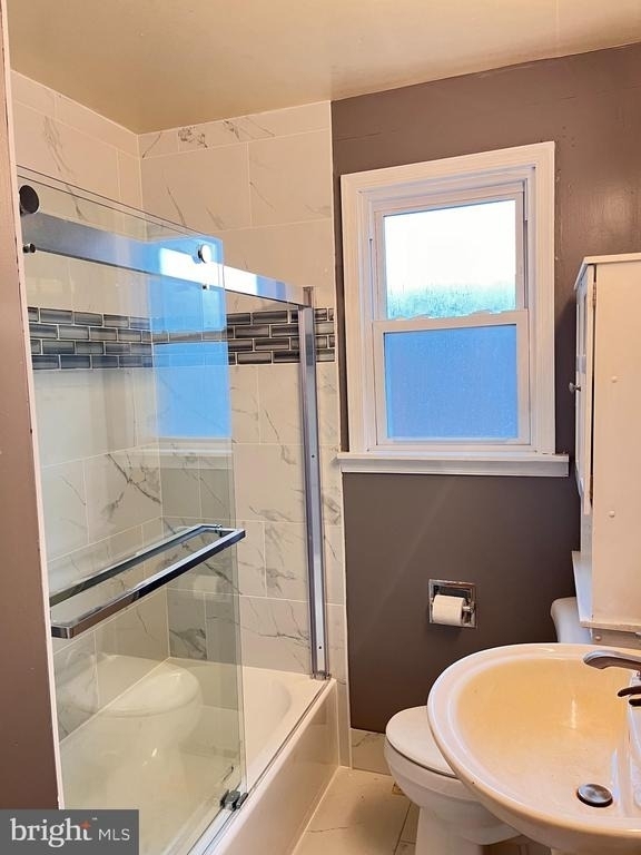 16 Evans Avenue - Photo 7