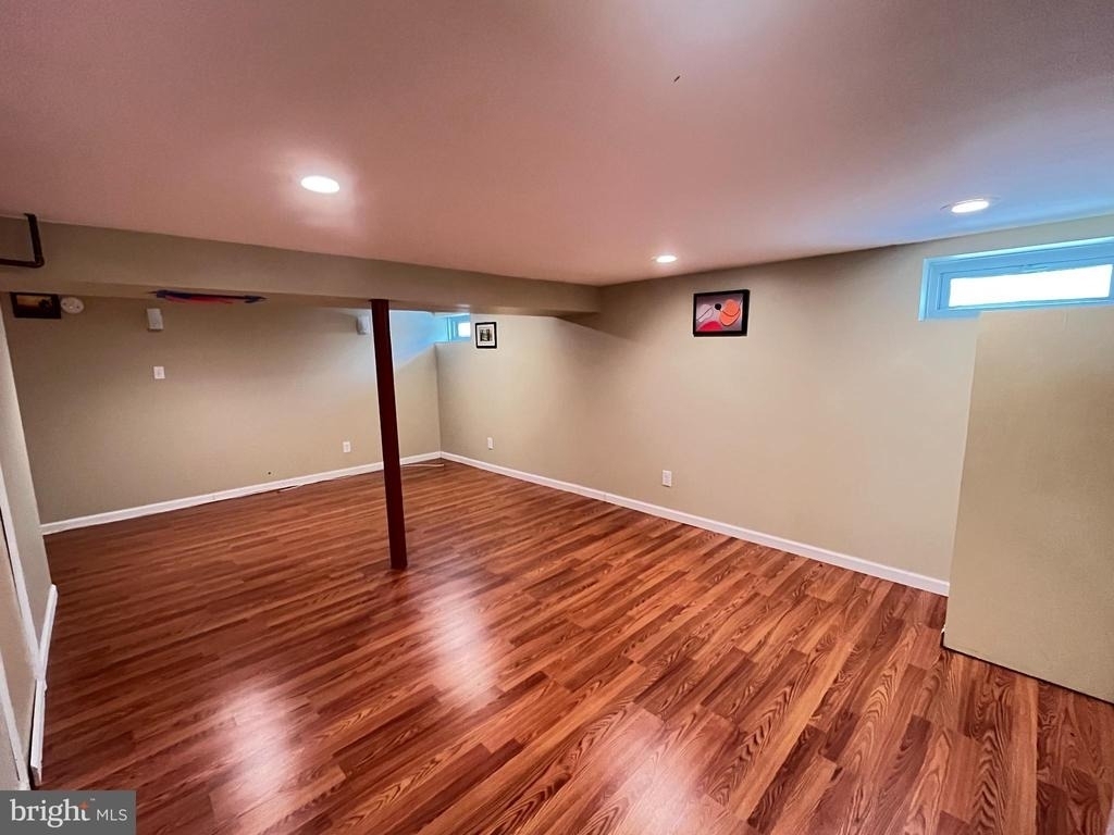 16 Evans Avenue - Photo 10
