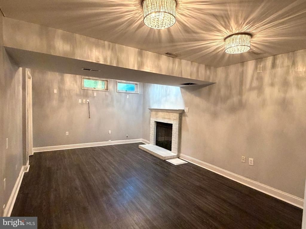 5310 Castlestone Drive - Photo 32