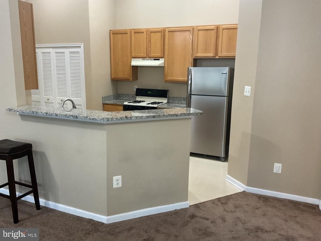 2054 Hunting Ridge - Photo 9