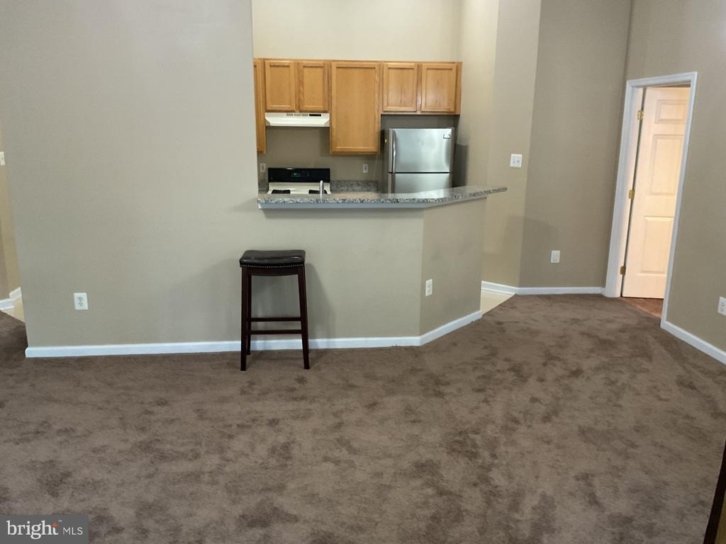 2054 Hunting Ridge - Photo 10