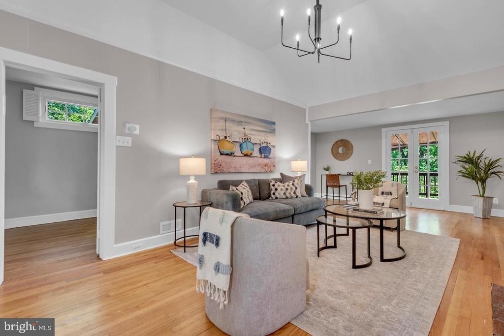 155 Ridgeway Circle - Photo 12