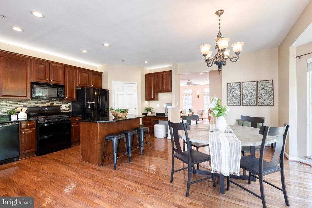 1503 Martock Lane - Photo 14