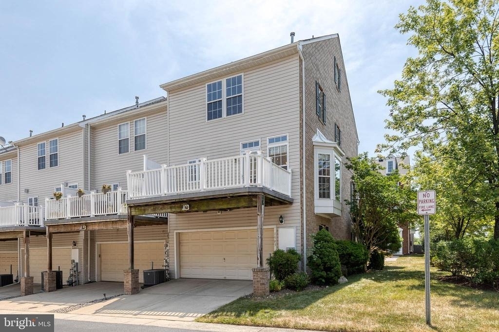 1503 Martock Lane - Photo 36