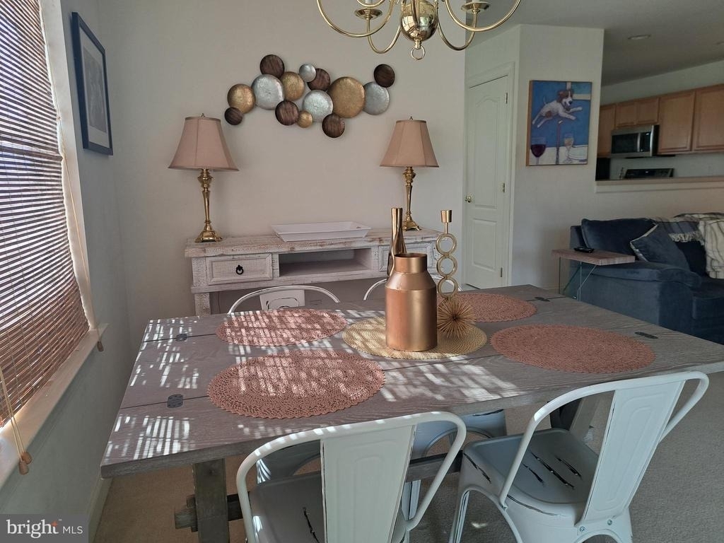 17245 Queen Anne Way - Photo 8