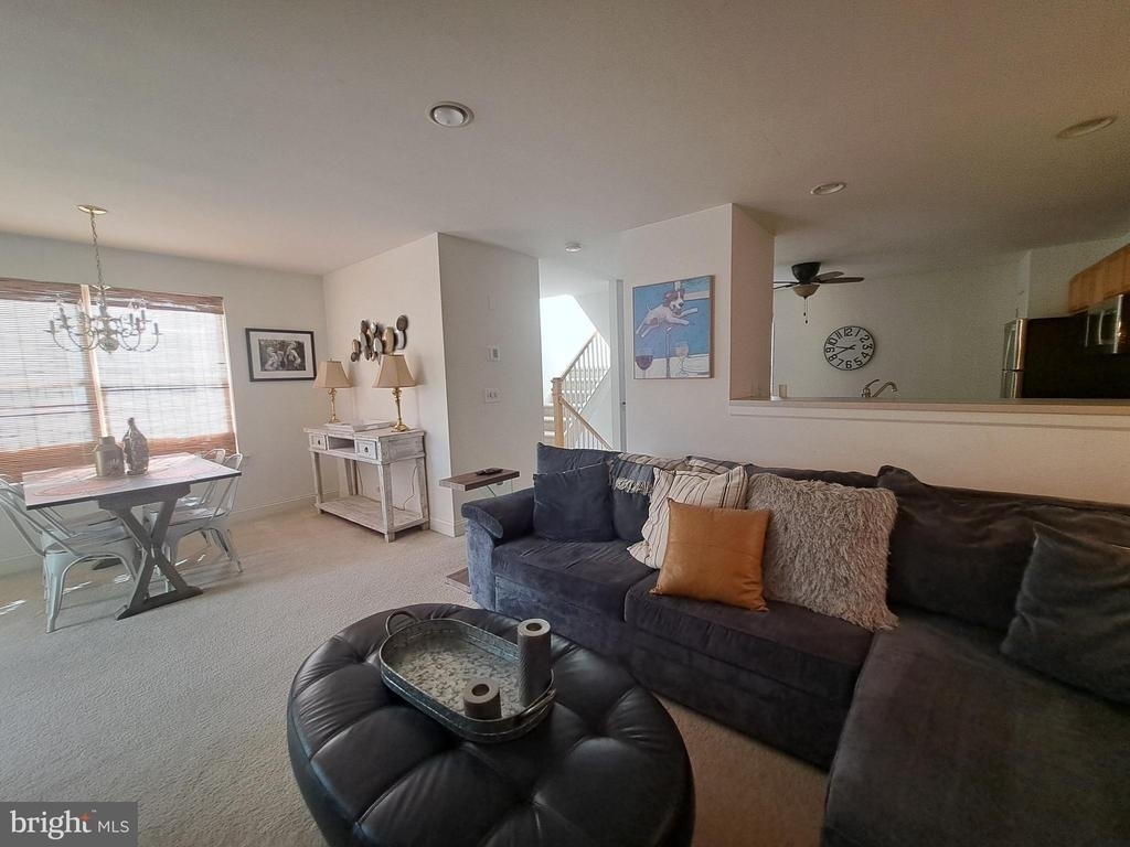 17245 Queen Anne Way - Photo 4