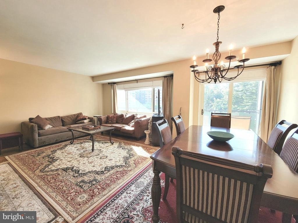 4201 Cathedral Avenue Nw - Photo 5