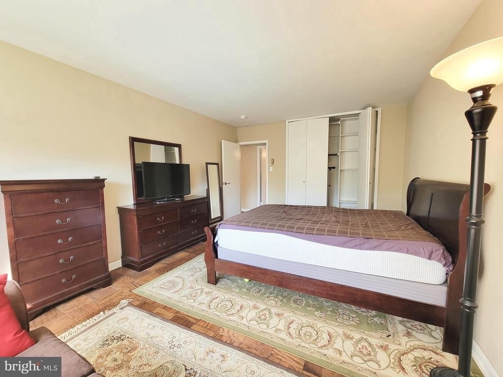 4201 Cathedral Avenue Nw - Photo 13